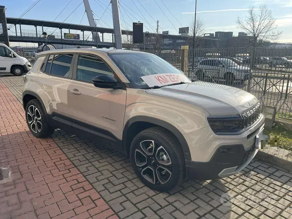 Nuova Jeep Avenger Summit 101 CV (74 kW) 2025 Beige SUV
