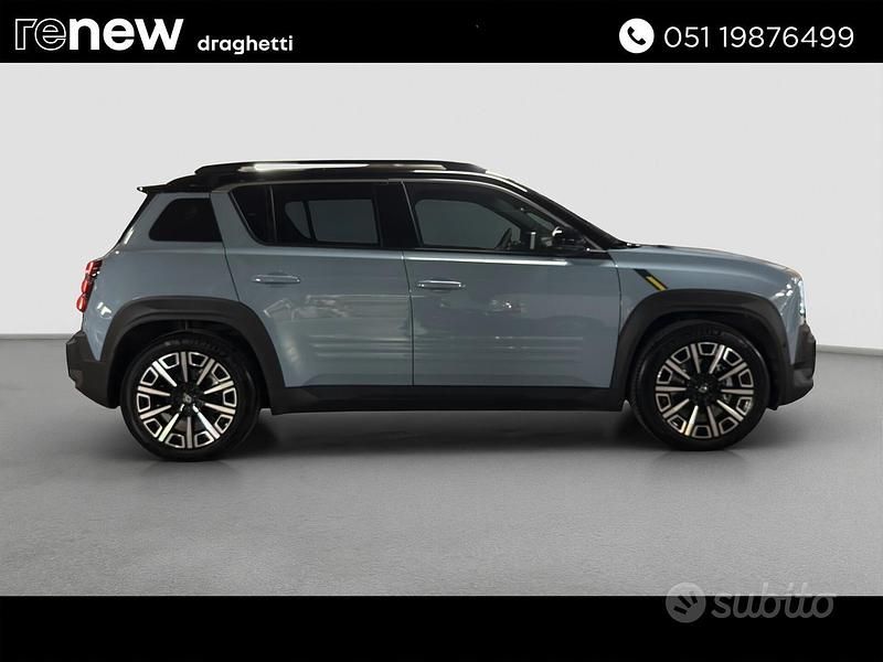 Usata Renault R4 Komfort 110 kW (150 CV) 2025 Blu Berlina