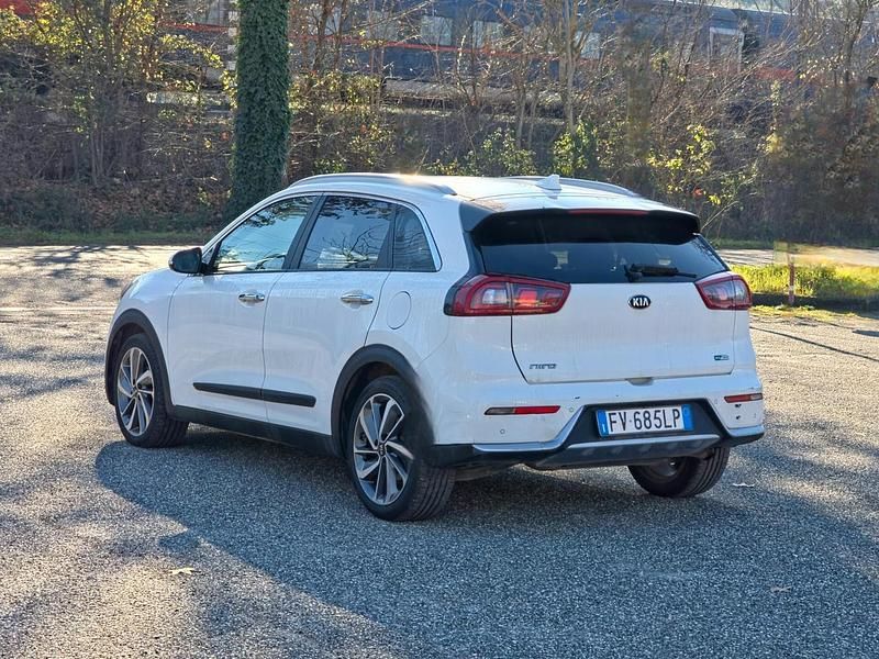 Usata Kia Niro 104 CV (76 kW) 2019 Bianco SUV