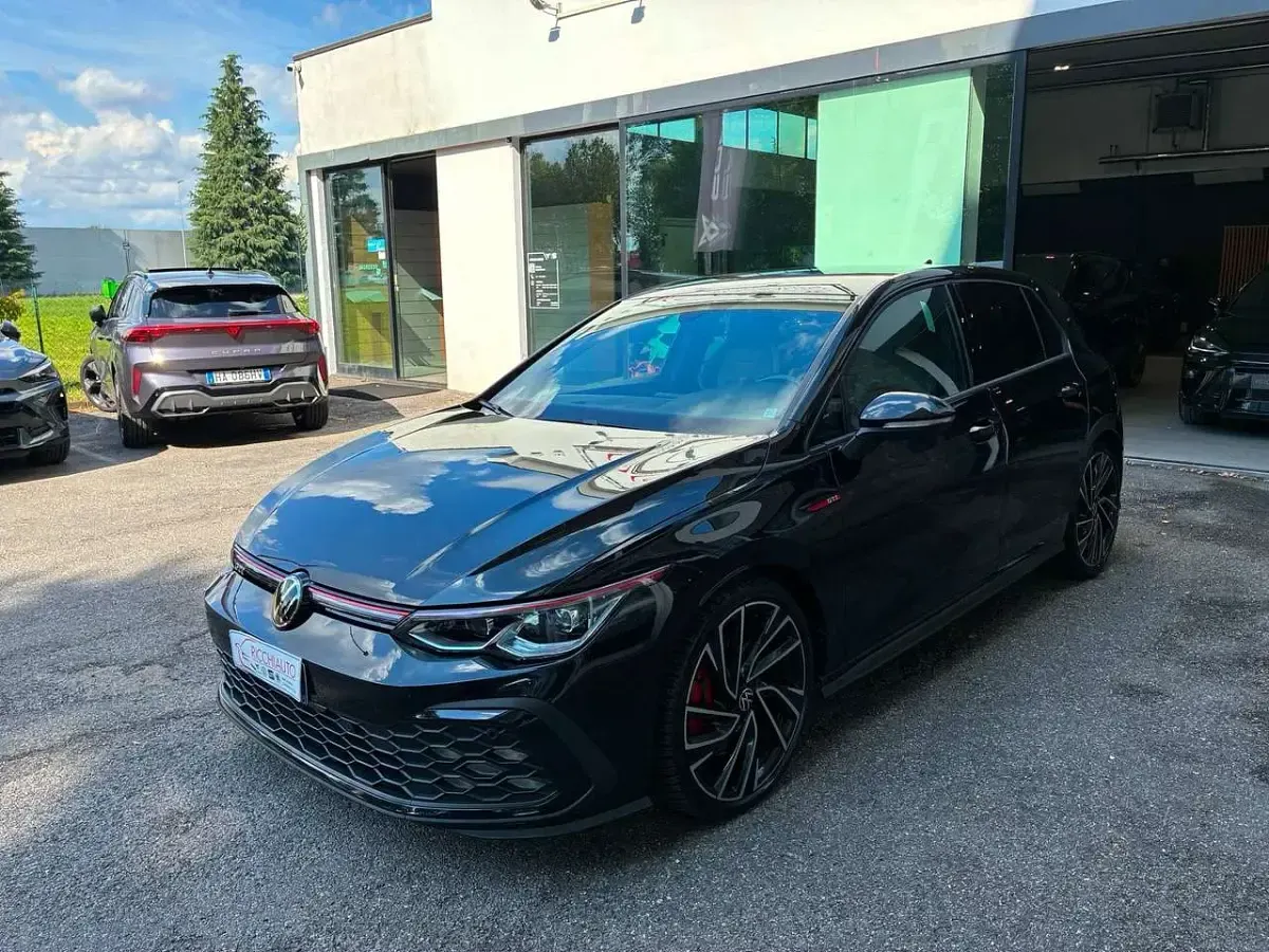 Usata VW Golf VIII GTI 245 CV (180 kW) 2024 Nero Berlina