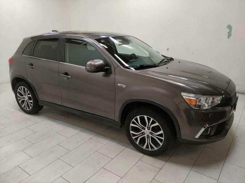 Usata Mitsubishi ASX Instyle 150 CV (110 kW) 2018 Marrone SUV