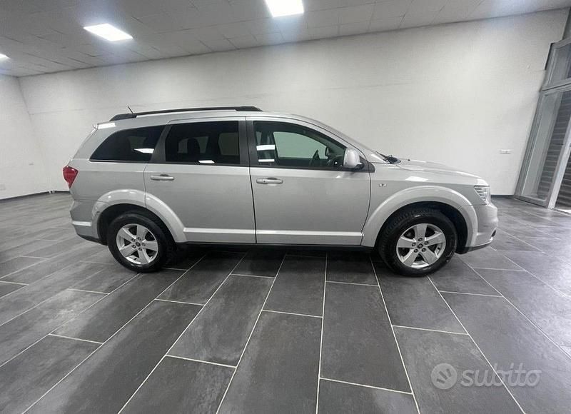Usata Fiat Freemont 170 CV (125 kW) 2012 Grigio SUV