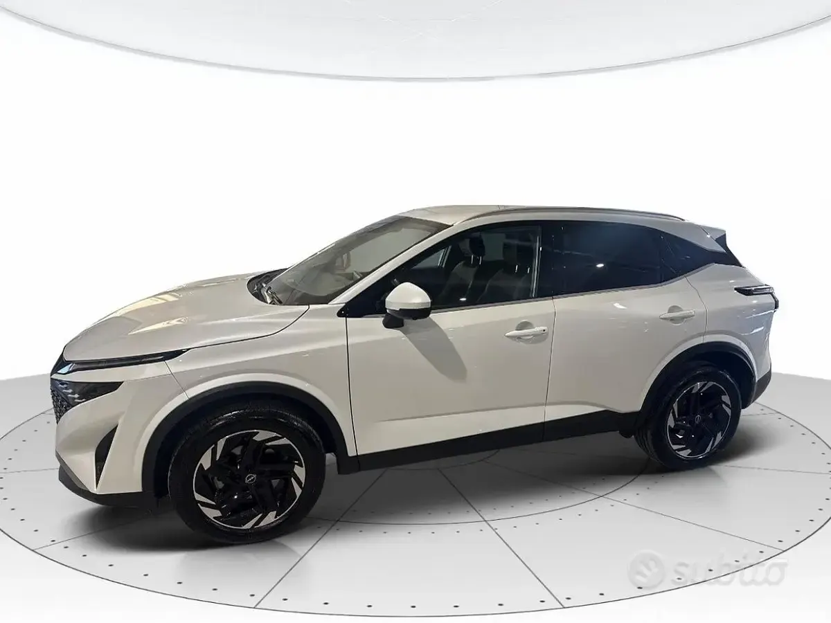 Usata Nissan Qashqai N-Connecta 158 CV (116 kW) 2025 Bianco perla SUV