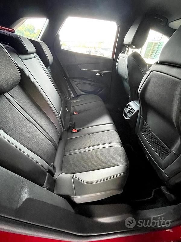 Usata Peugeot 3008 GT-line 131 CV (96 kW) 2018 Rosso SUV