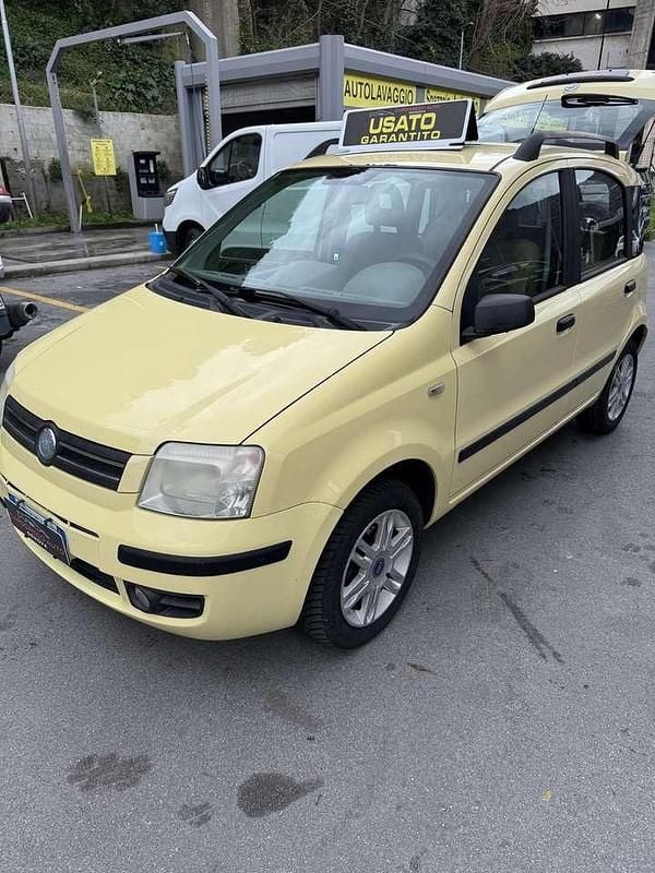 Usata Fiat Panda Dynamic 69 CV (50 kW) 2006 Other Utilitaria