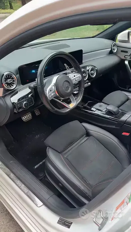 Usata Mercedes A250 224 CV (164 kW) 2019 Bianco Berlina