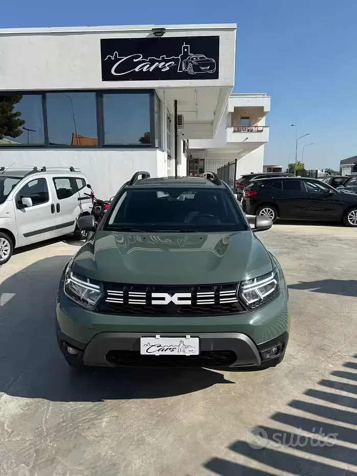 Usata Dacia Duster Journey 116 CV (85 kW) 2023 Grigio SUV