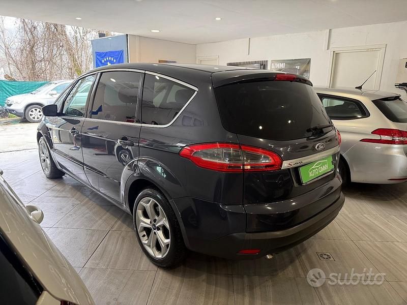 Usata Ford S-MAX S 222 CV (163 kW) 2011 Nero Monovolume
