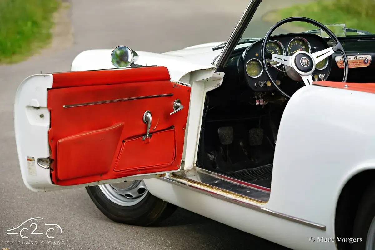 Usata Alfa Romeo 2000 115 CV (84 kW) 1959 Bianco Cabrio