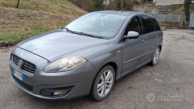 Usata Fiat Croma 2010 Grigio Berlina