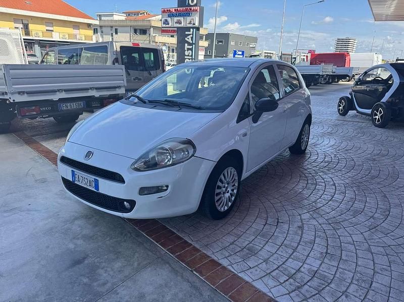 Usata Fiat Punto Evo Dynamic 75 CV (55 kW) 2009 Other Utilitaria