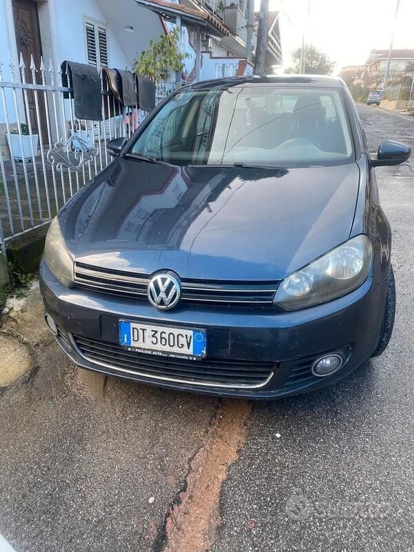 Usata VW Golf VI 140 CV (102 kW) 2009 Blu Utilitaria