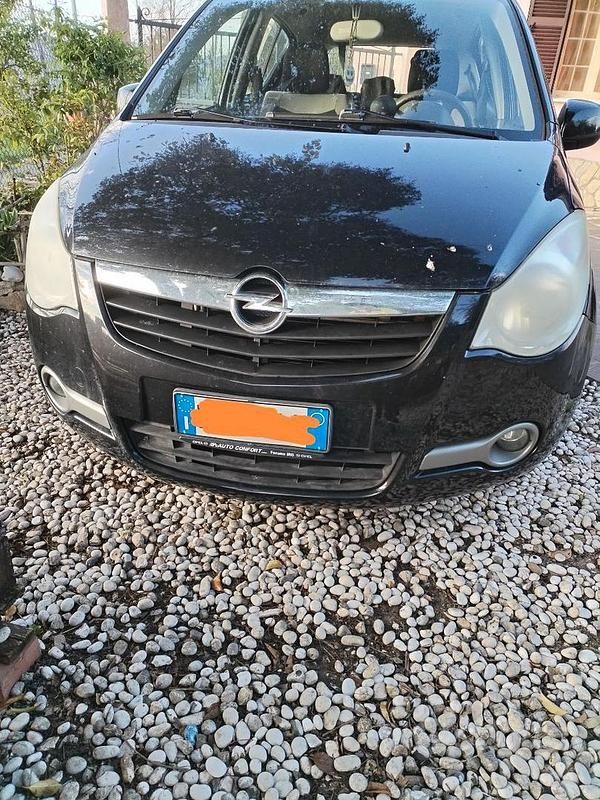 Usata Opel Agila Enjoy 68 CV (50 kW) 2009 Nero Utilitaria