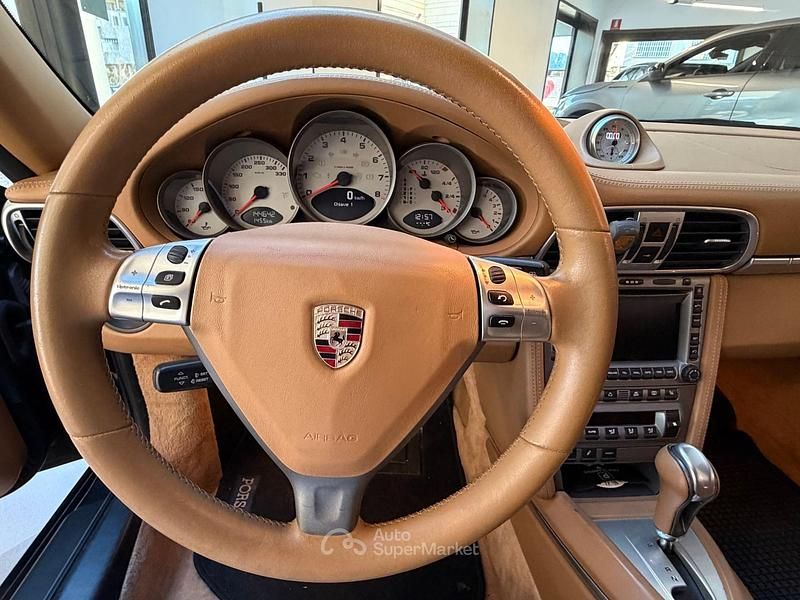 Usata Porsche 911 Carrera 4S 355 CV (261 kW) 2006 Nero Cabrio