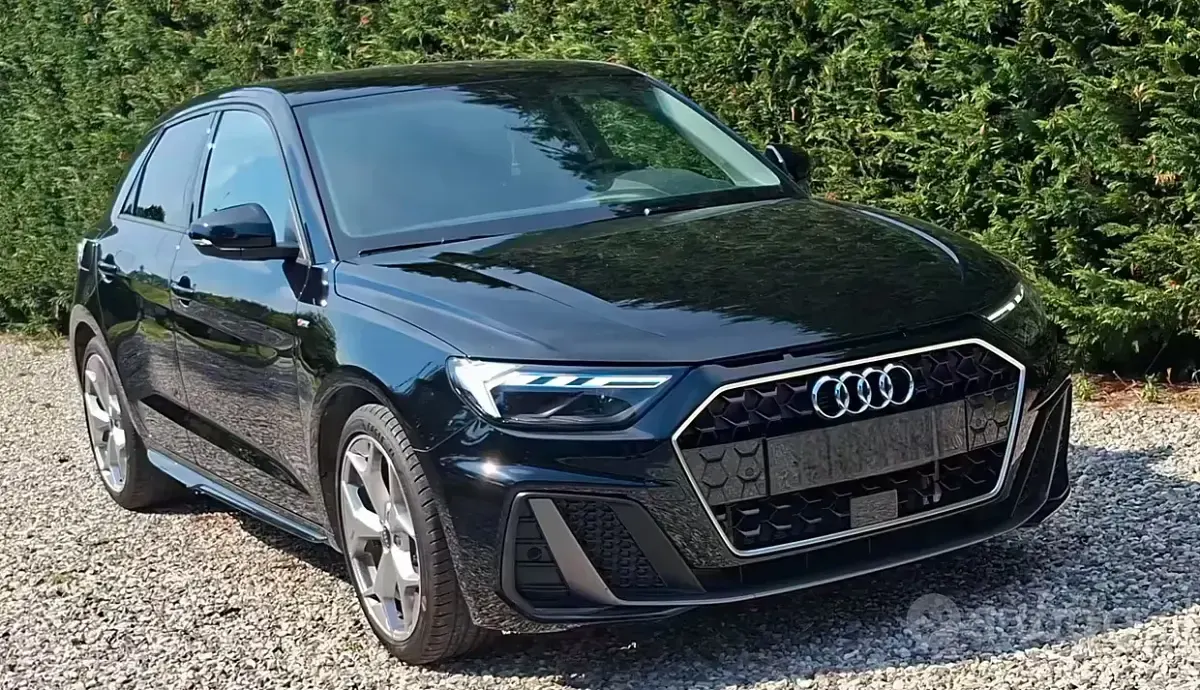 Usata Audi A1 S-Line 150 CV (110 kW) 2021 Nero SUV