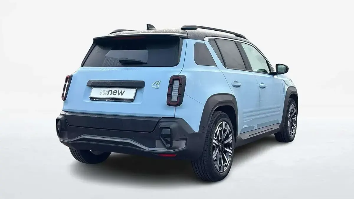 Usata Renault 4 E-Tech Iconic 110 kW (150 CV) 2025 Nero SUV