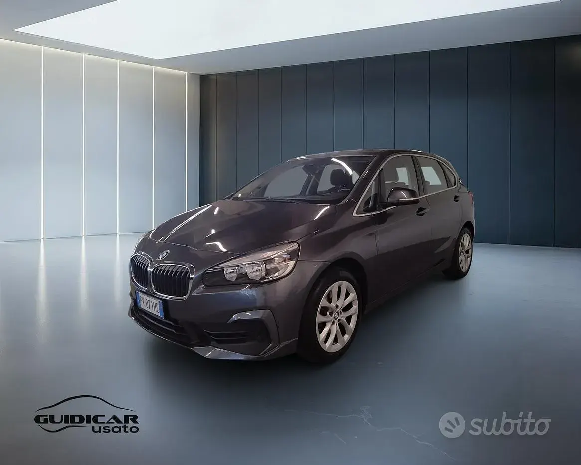 Usata BMW 218 Efficient Dynamics 150 CV (110 kW) 2019 Grigio Station wagon