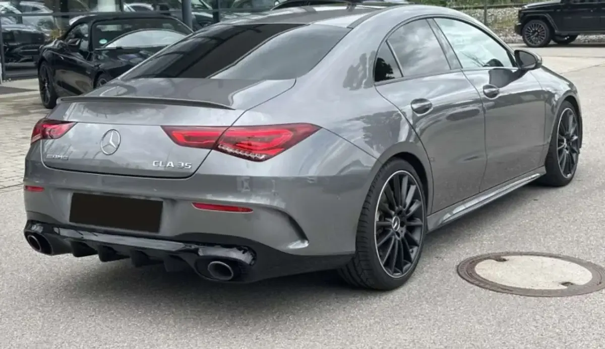 Usata Mercedes CLA35 AMG AMG 306 CV (225 kW) 2023 Grigio Coupé