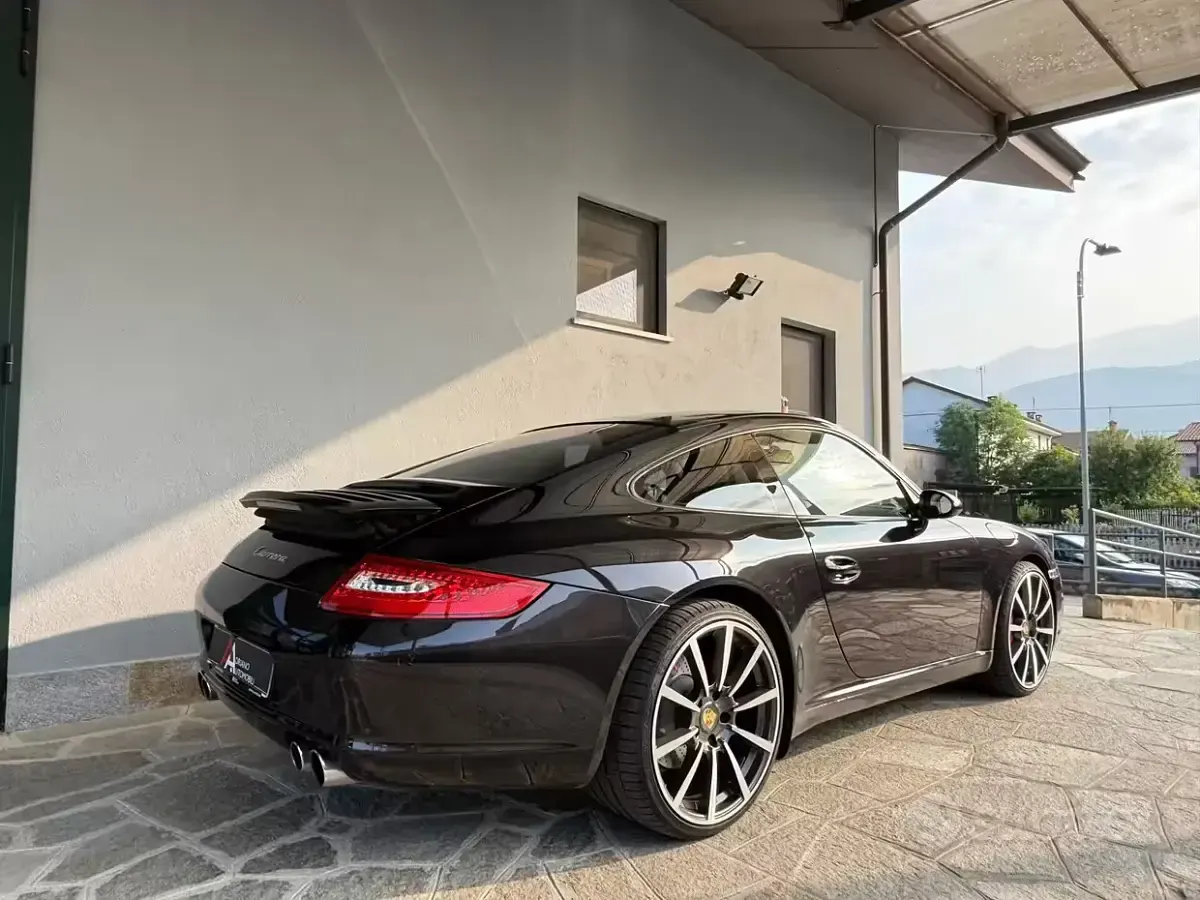 Usata Porsche 911 Carrera S 355 CV (261 kW) 2005 Coupé