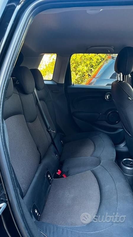 Usata Mini Cooper D 116 CV (85 kW) 2015 Nero Utilitaria