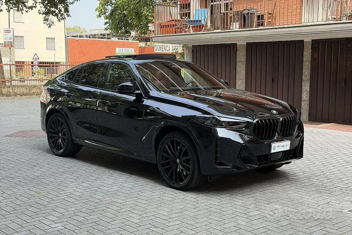 Usata BMW X6 M Sport 381 CV (280 kW) 2024 Nero SUV