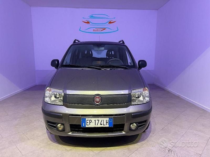 Usata Fiat Panda Emotion 69 CV (50 kW) 2012 Grigio Berlina