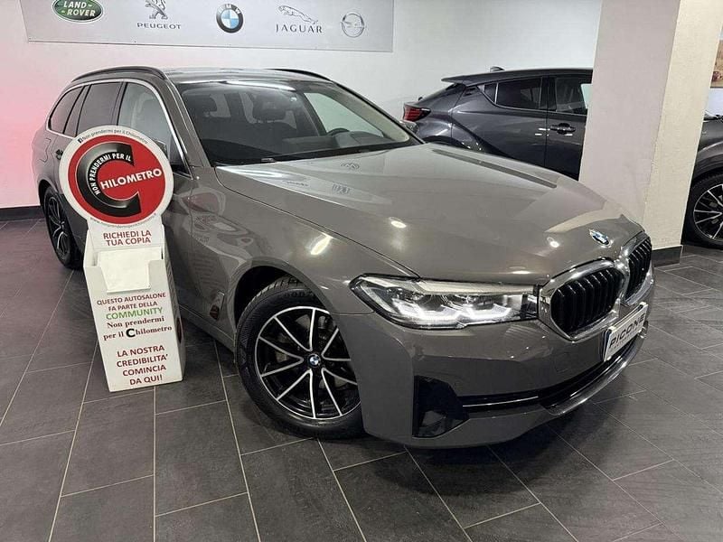 Grigio Usata 2021 BMW 520 Station wagon | 29.000 € (Super prezzo) - Immagine 1/4