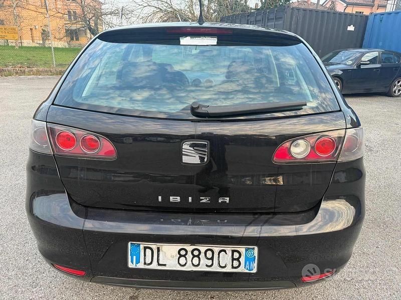 Usata Seat Ibiza Stylance 70 CV (51 kW) 2007 Nero Utilitaria