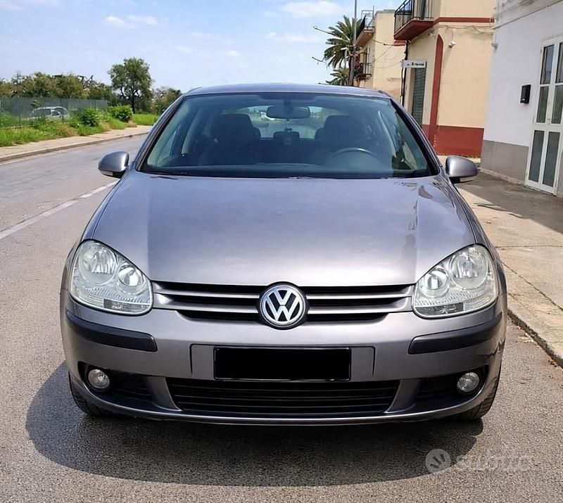 Usata VW Golf VI Comfortline 105 CV (77 kW) 2008 Utilitaria