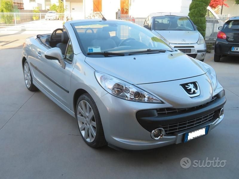 Usata Peugeot 207 CC 150 CV (110 kW) 2007 Grigio Cabrio