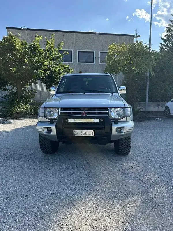 Usata Mitsubishi Pajero Top 99 CV (72 kW) 1999 SUV