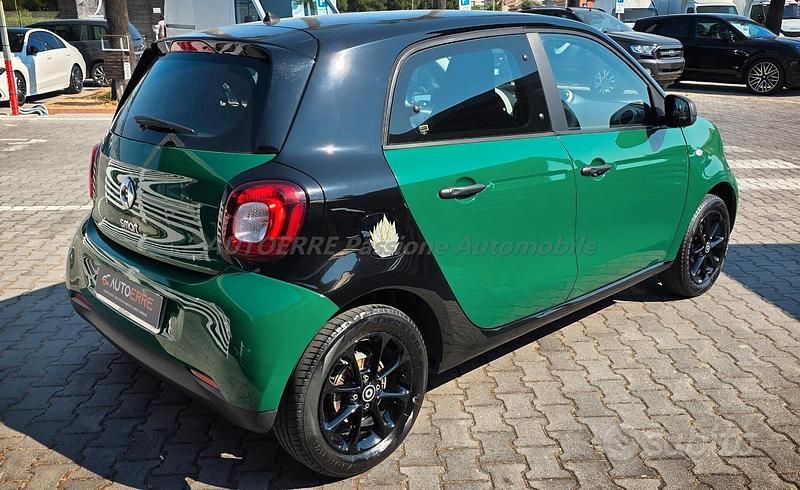 Usata Smart ForFour Prime 71 CV (52 kW) 2017 Verde Utilitaria