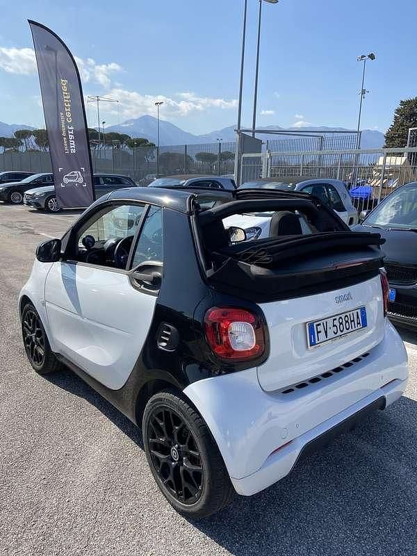 Usata 2018 Smart ForTwo Cabrio Passion Cabrio | 13.000 € (Buon prezzo) - Immagine 1/4