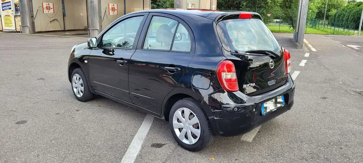 Usata Nissan Micra Acenta 80 CV (58 kW) 2011 Nero Utilitaria