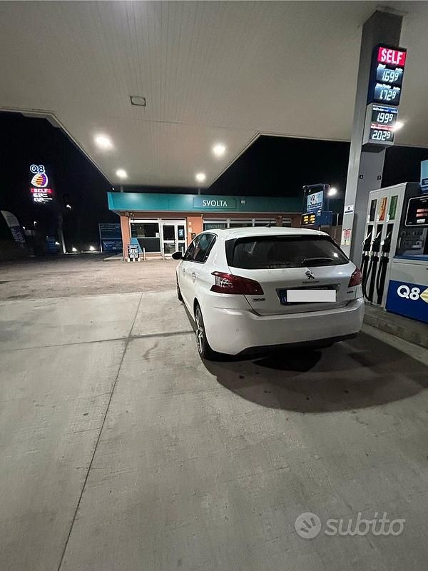 Usata Peugeot 308 120 CV (88 kW) 2015 Bianco Berlina