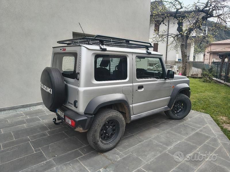 Usata Suzuki Jimny 2022 Grigio SUV