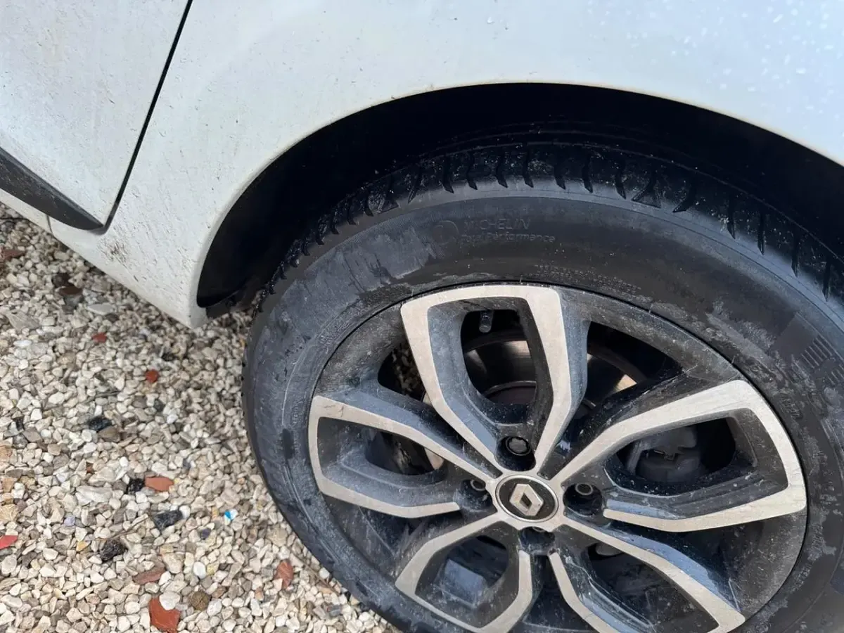 Usata Renault Clio Intens 89 CV (65 kW) 2018 Bianco Station wagon