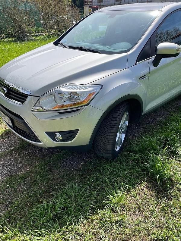 Usata Ford Kuga Titanium 136 CV (100 kW) 2008 Grigio SUV