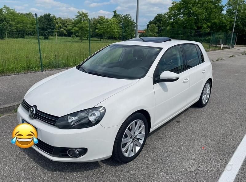 Usata VW Golf VI 160 CV (117 kW) 2010 Bianco Utilitaria