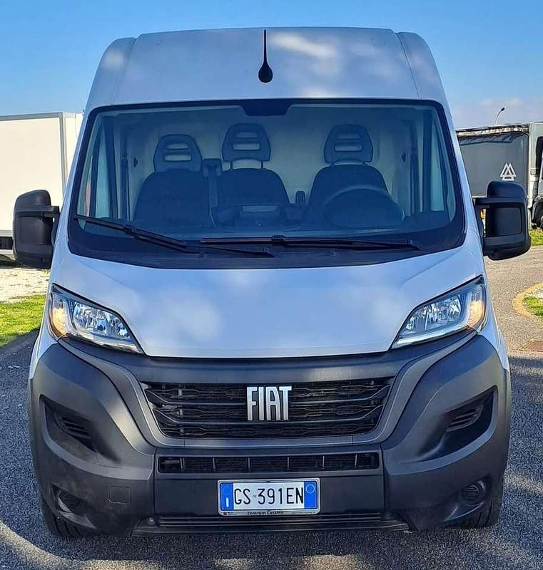 Usata Fiat Ducato 140 CV (102 kW) 2023 Bianco Furgone