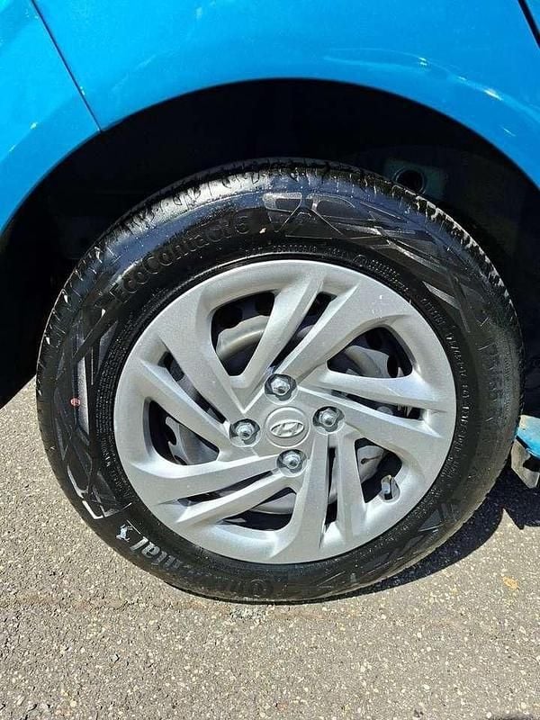 Usata Hyundai i10 Advanced Plus 67 CV (49 kW) 2022 Aqua tourquoise Utilitaria