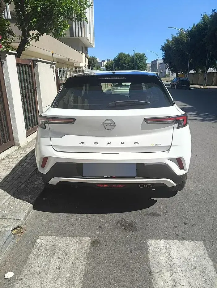 Usata Opel Mokka 131 CV (96 kW) 2022 Bianco SUV