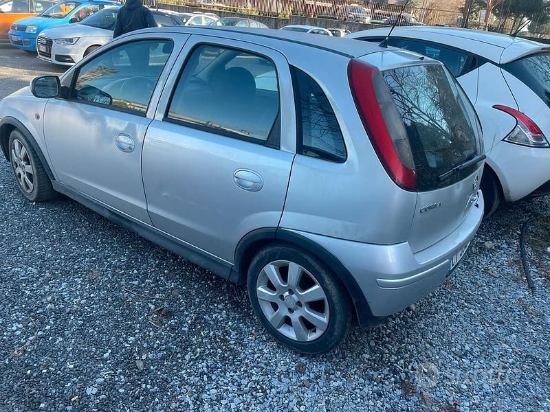 Usata Opel Corsa 2003 Grigio Utilitaria