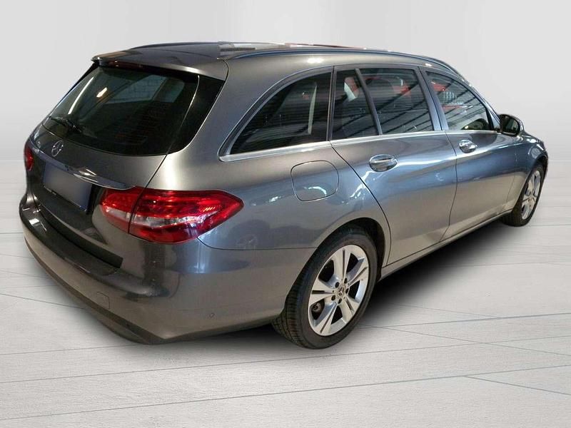 Usata Mercedes C220 Business 170 CV (125 kW) 2018 Grigio Berlina