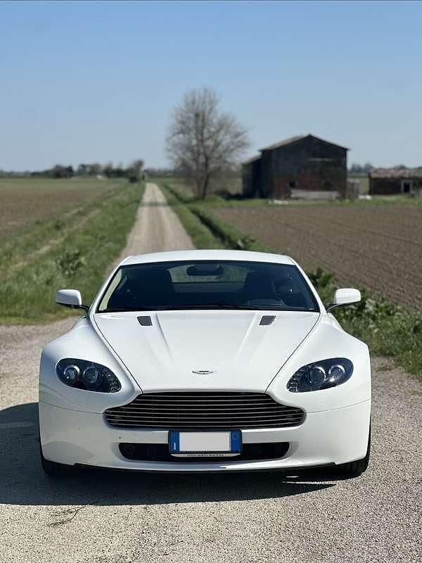 Usata Aston Martin V8 Vantage 385 CV (283 kW) 2009 Coupé