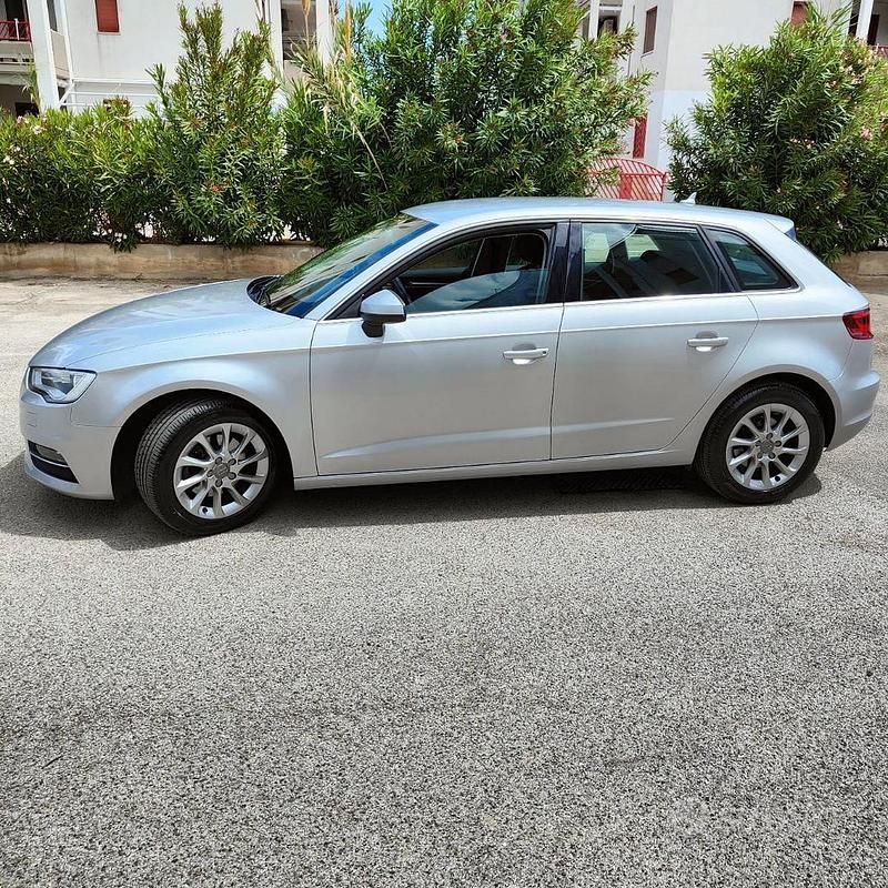 Usata Audi A3 Ambiente 105 CV (77 kW) 2014 Grigio Berlina