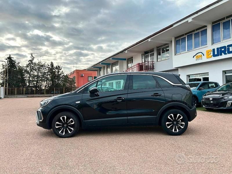 Usata Opel Crossland X Elegance 110 CV (80 kW) 2023 Nero SUV