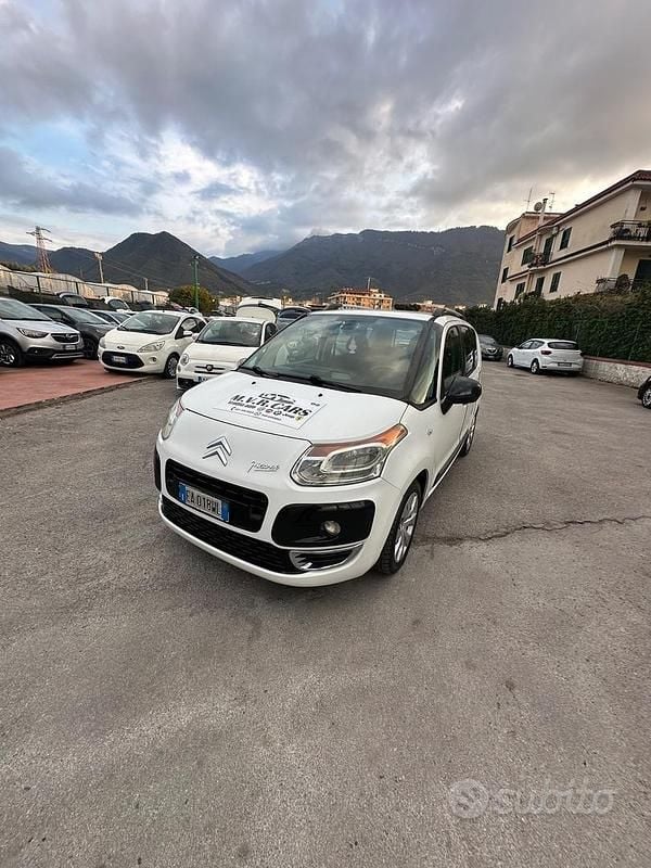 Usata Citroën C3 Picasso Exclusive 108 CV (79 kW) 2010 Bianco Monovolume