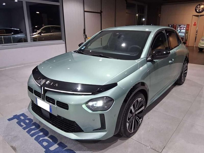 Usata Lancia Ypsilon 101 CV (74 kW) 2025 Verde giada Utilitaria