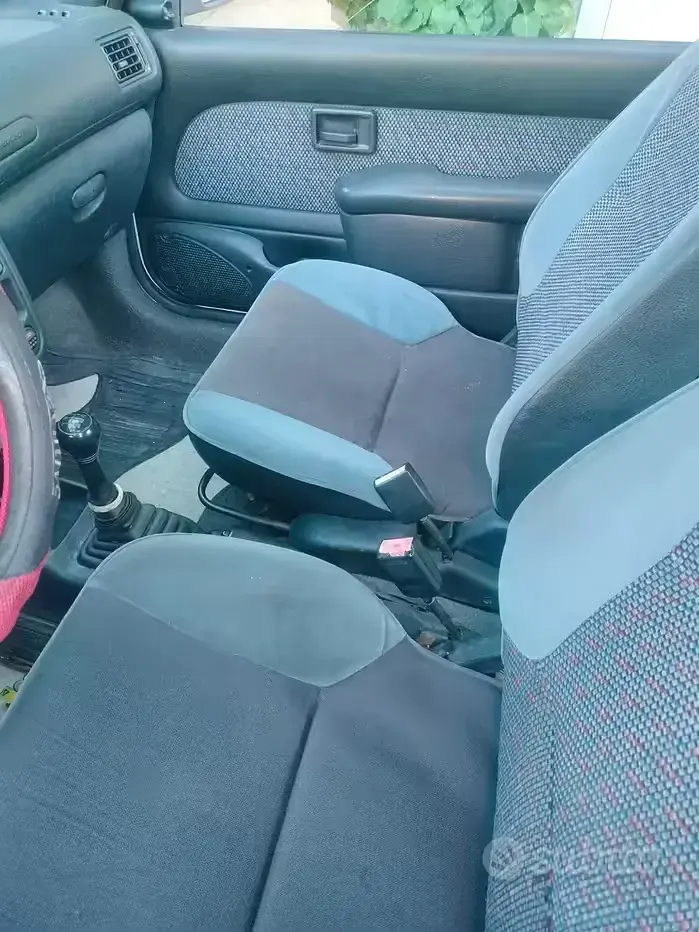Usata Peugeot 106 60 CV (44 kW) 1999 Utilitaria